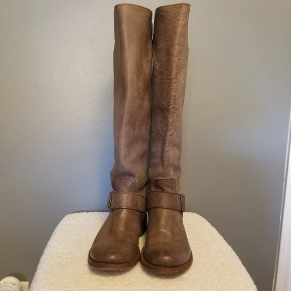 Johnny Ringo tall brown leather boots Size 7